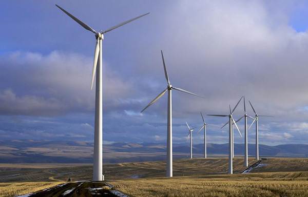 风力发电机是如何将风能转化为电能的？